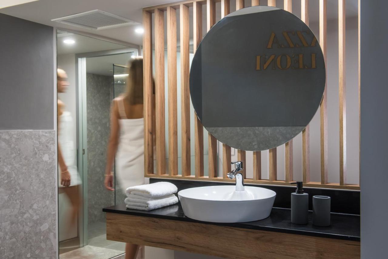 Jacuzzi Suite Piazza Dei Leoni イラクリオン エクステリア 写真